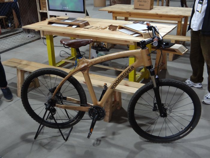 велосипед из дерева